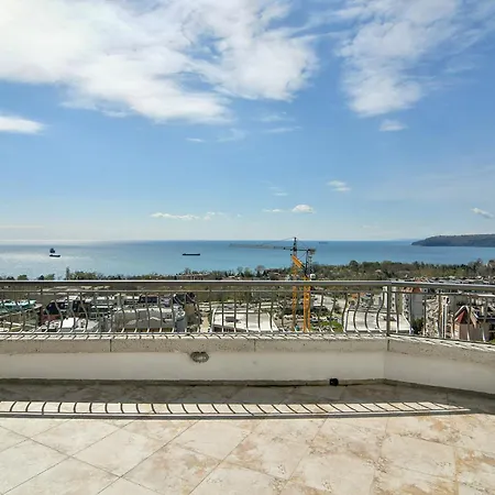 Skyline Grand Penthous Free Parking Varna