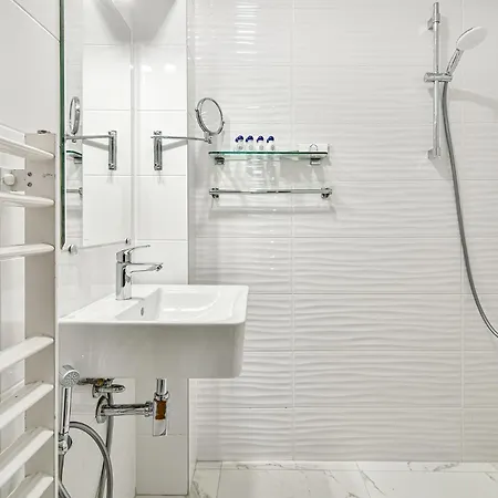 Апартаменти Skyline Grand Penthous Free Parking *