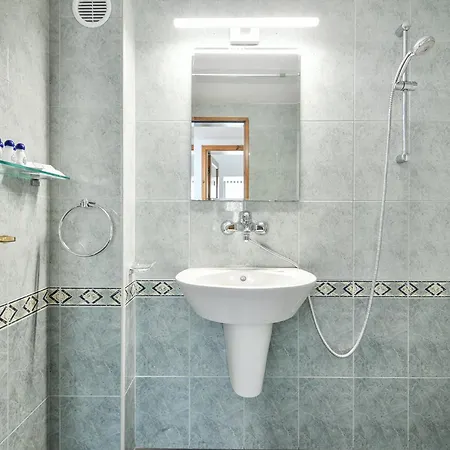 Апартаменти Skyline Grand Penthous Free Parking